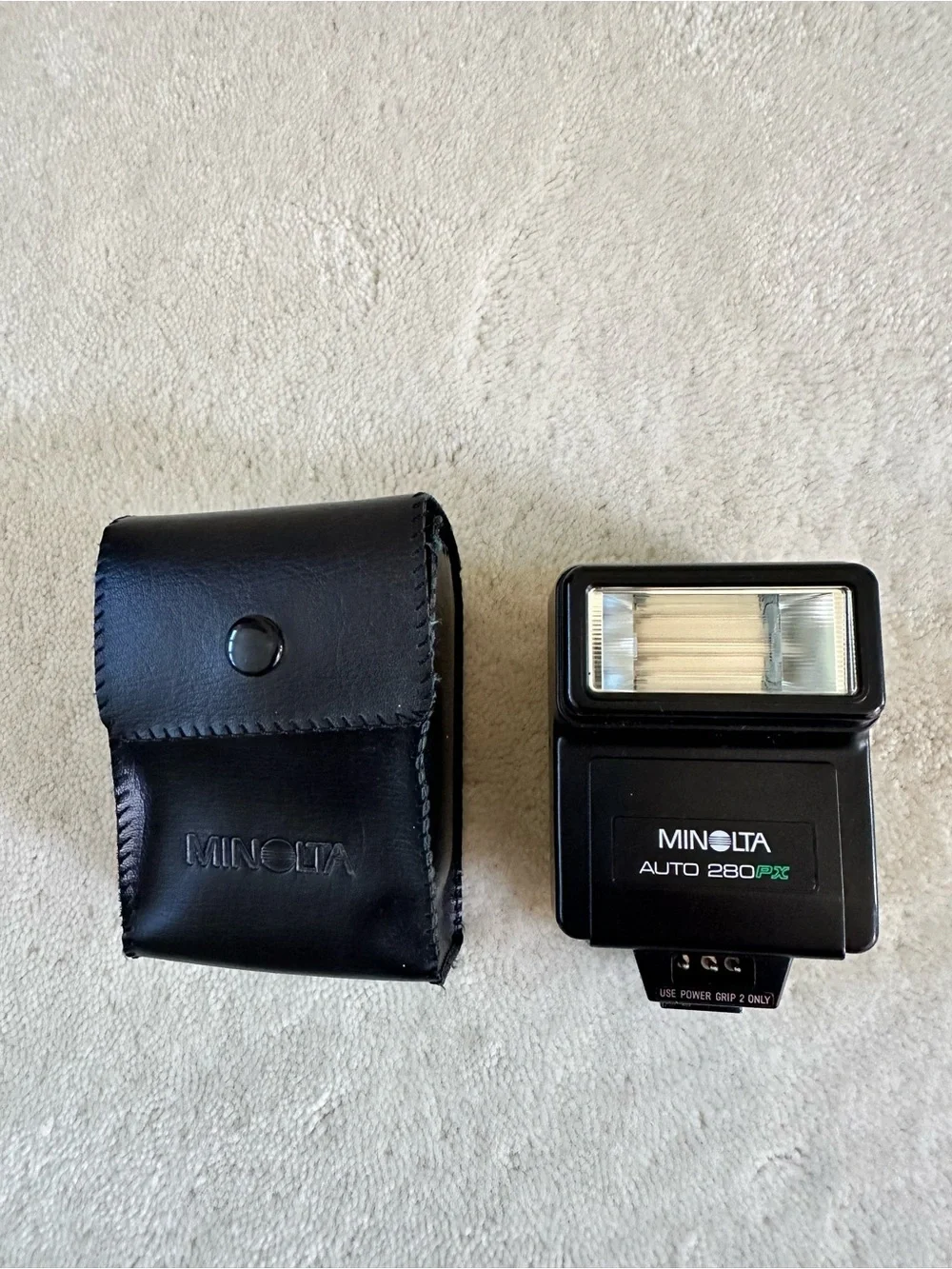 Minolta X-700 35mm SLR Camera in Black